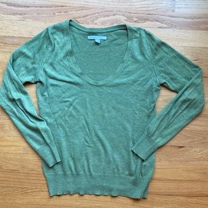 Green Old Navy Sweater